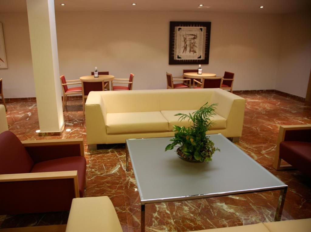 Tch Hotel Lorqui Экстерьер фото