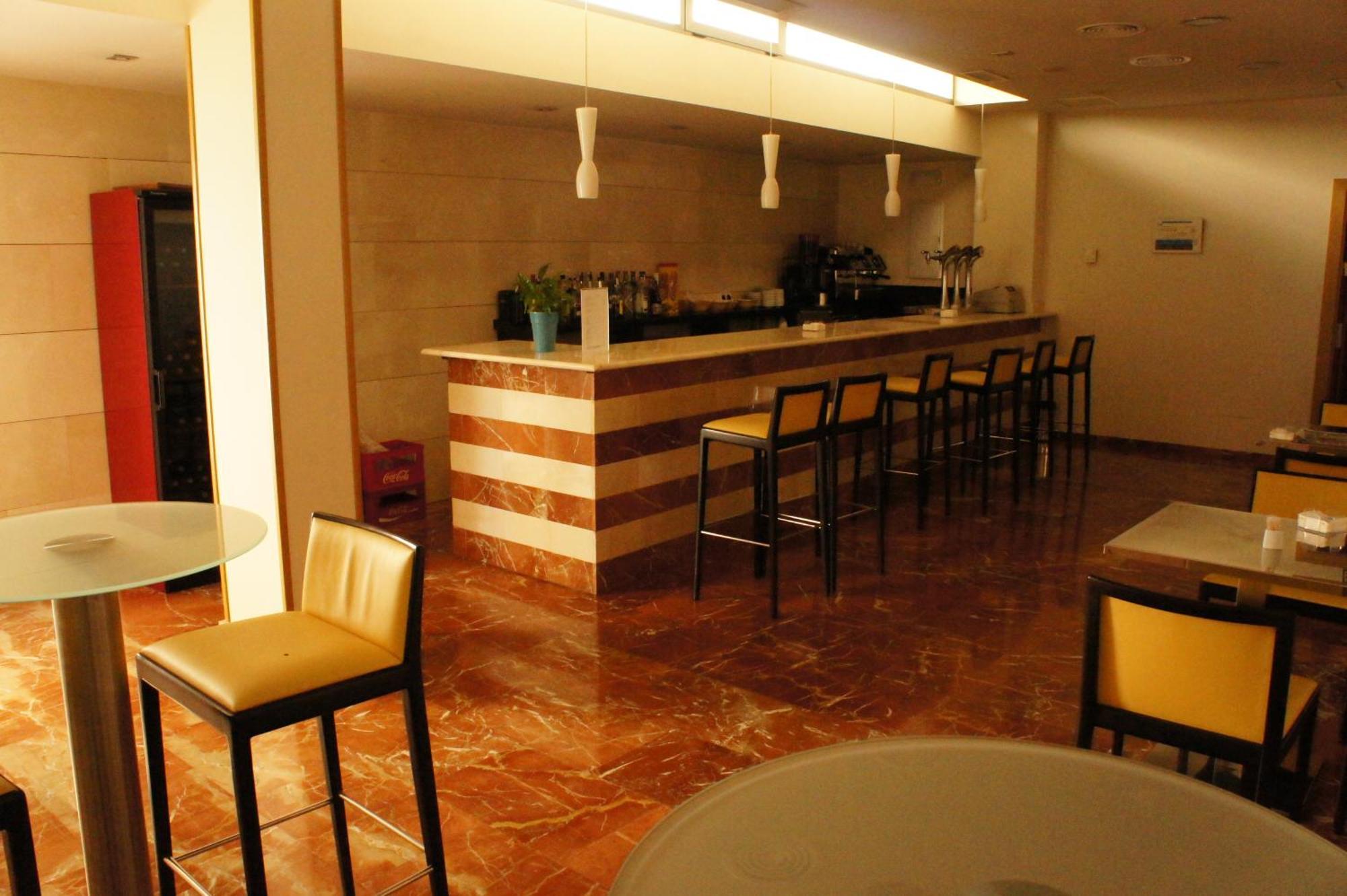 Tch Hotel Lorqui Экстерьер фото